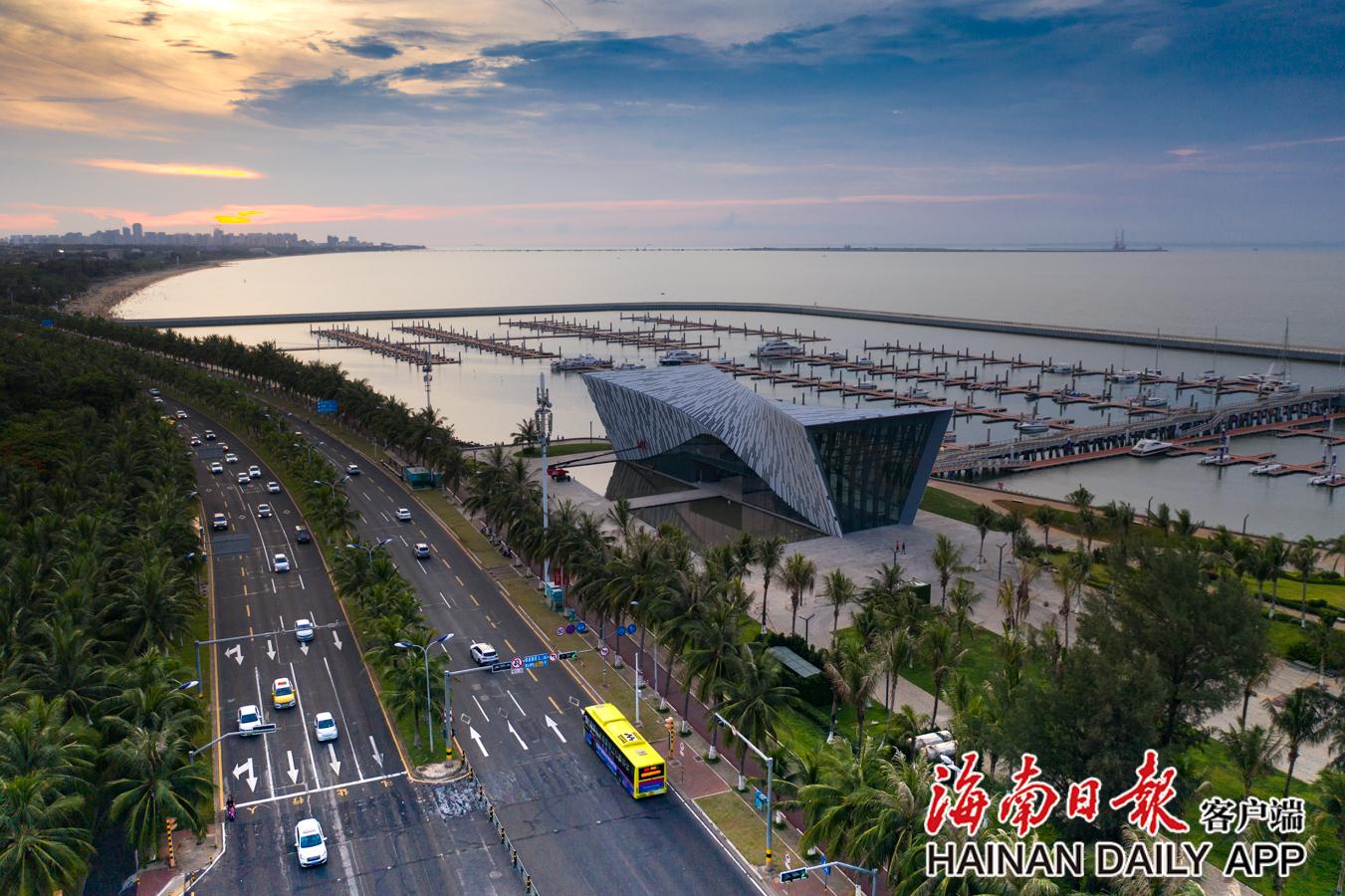 新地標!海口市國家帆船基地公共碼頭遊客中心即將完工_圖片頻道_海南