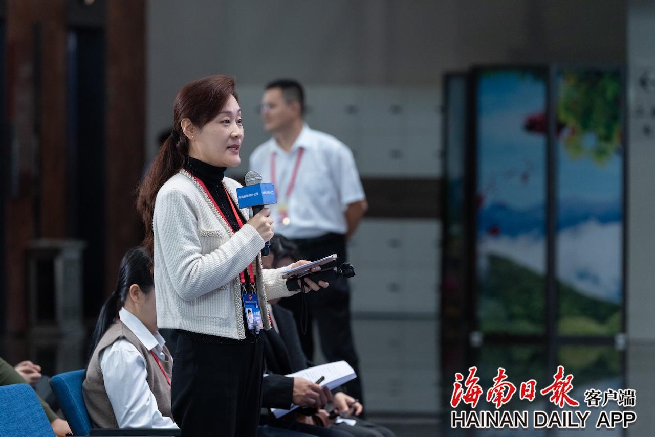 两会组图|海南省第七届人民代表大会第五次会议记者招待会(第二场)